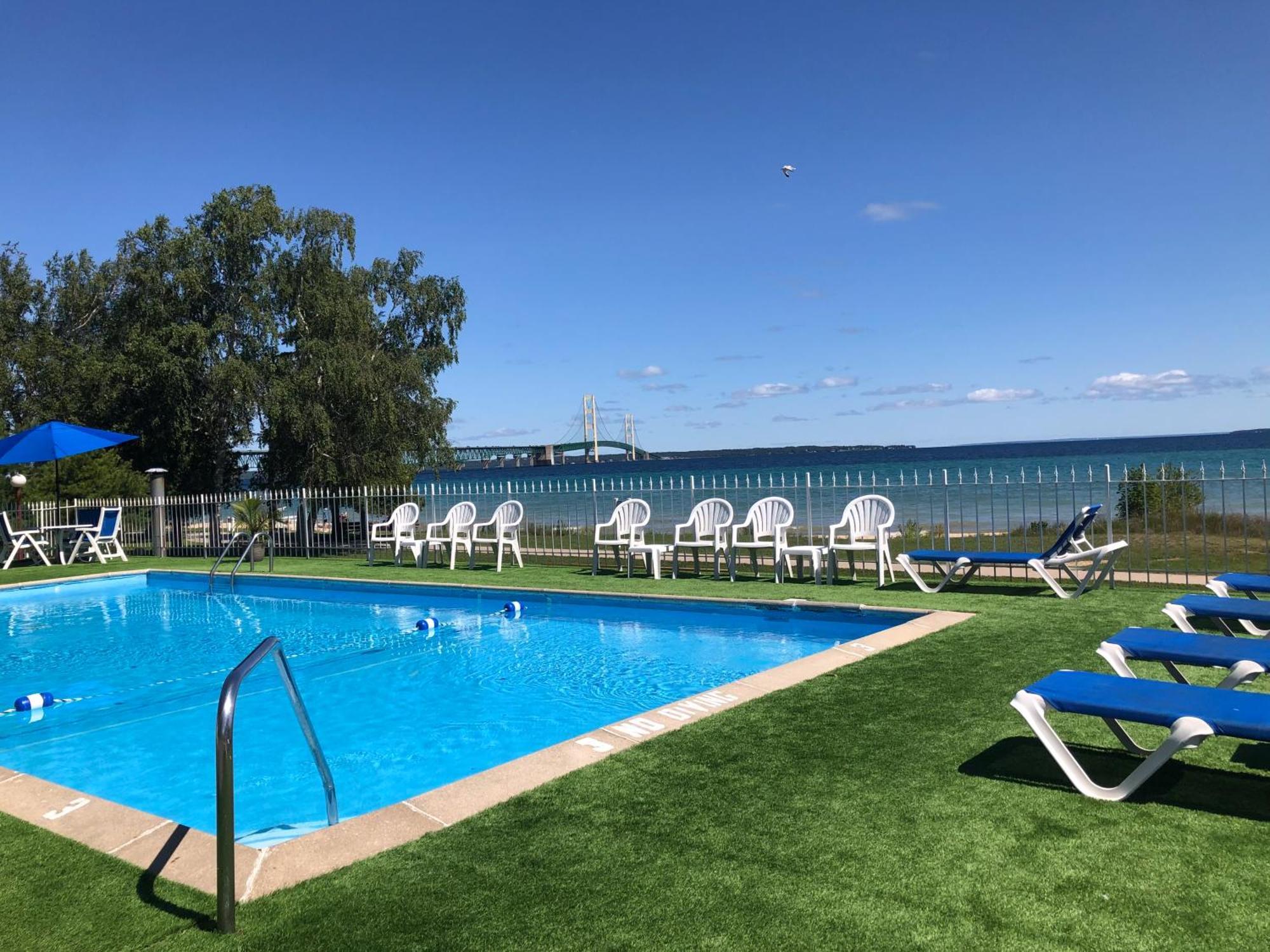 4 Central Hotels Close to Kiwanis Beach, Saint Ignace