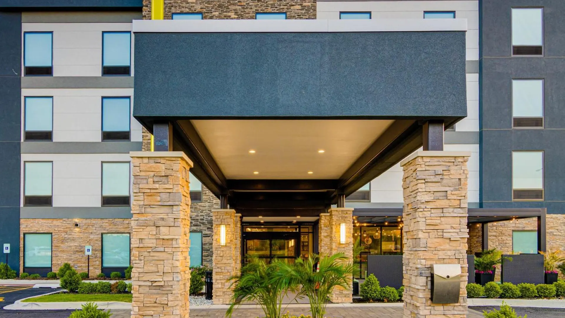 Staying Near Lake Michigan: 4 Home2 Suites Hotels Compared