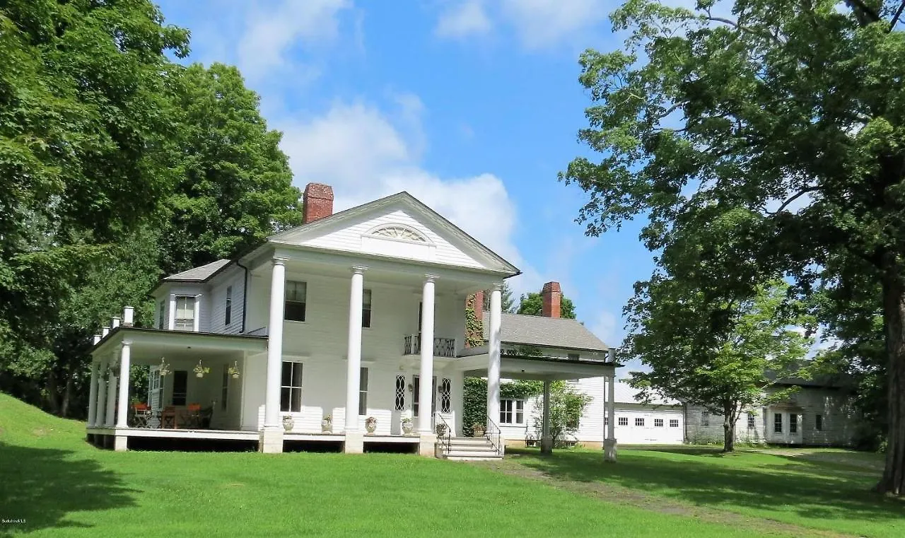 5 B&Bs & Apartments in Massachusetts That Stand Out