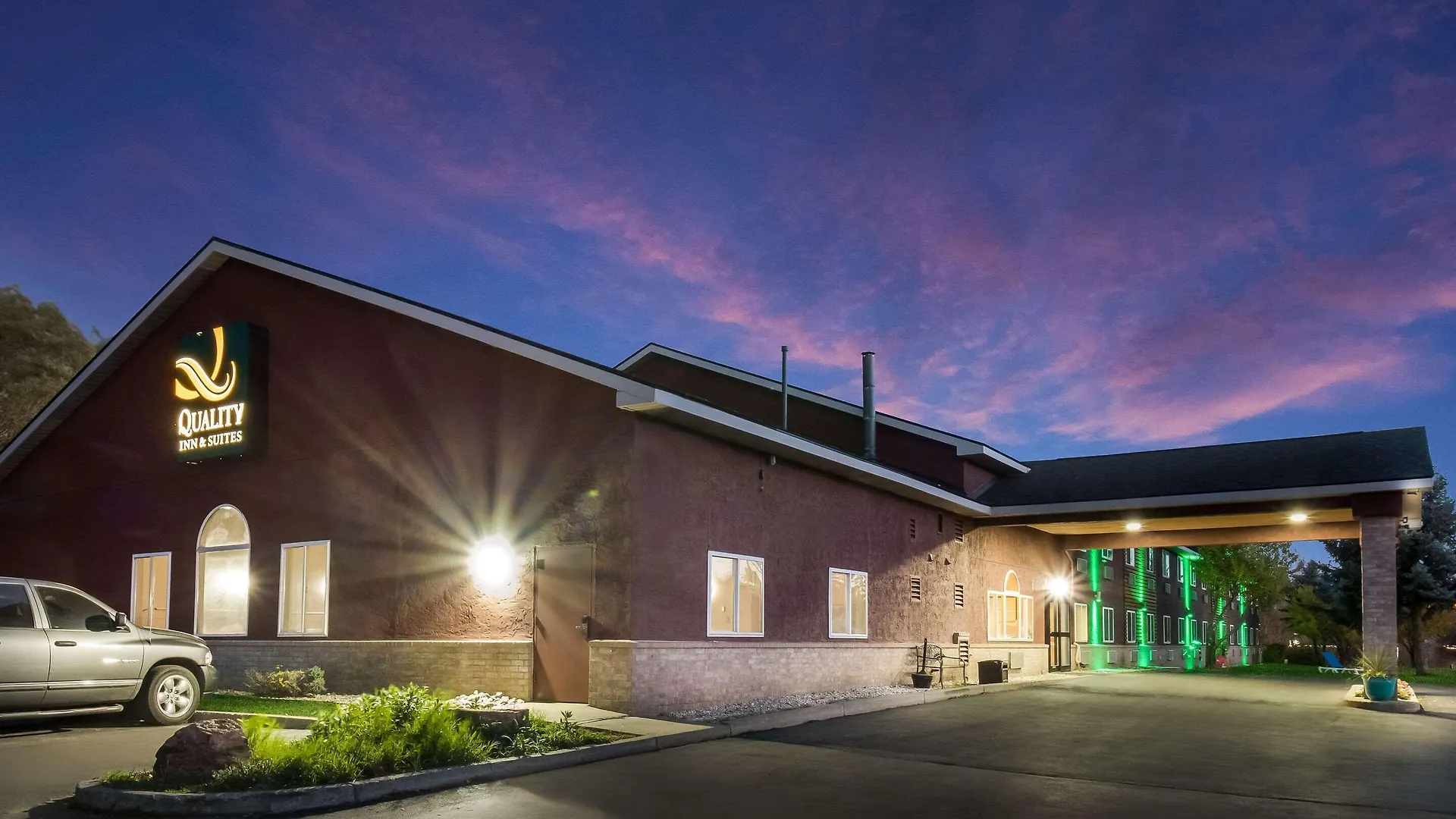 5 Smart Budget Hotels Near Masonic Hall Worth Booking