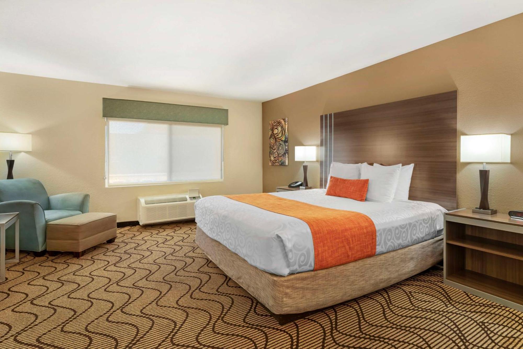 Staying in California: 15 Best Western Hotels Compared