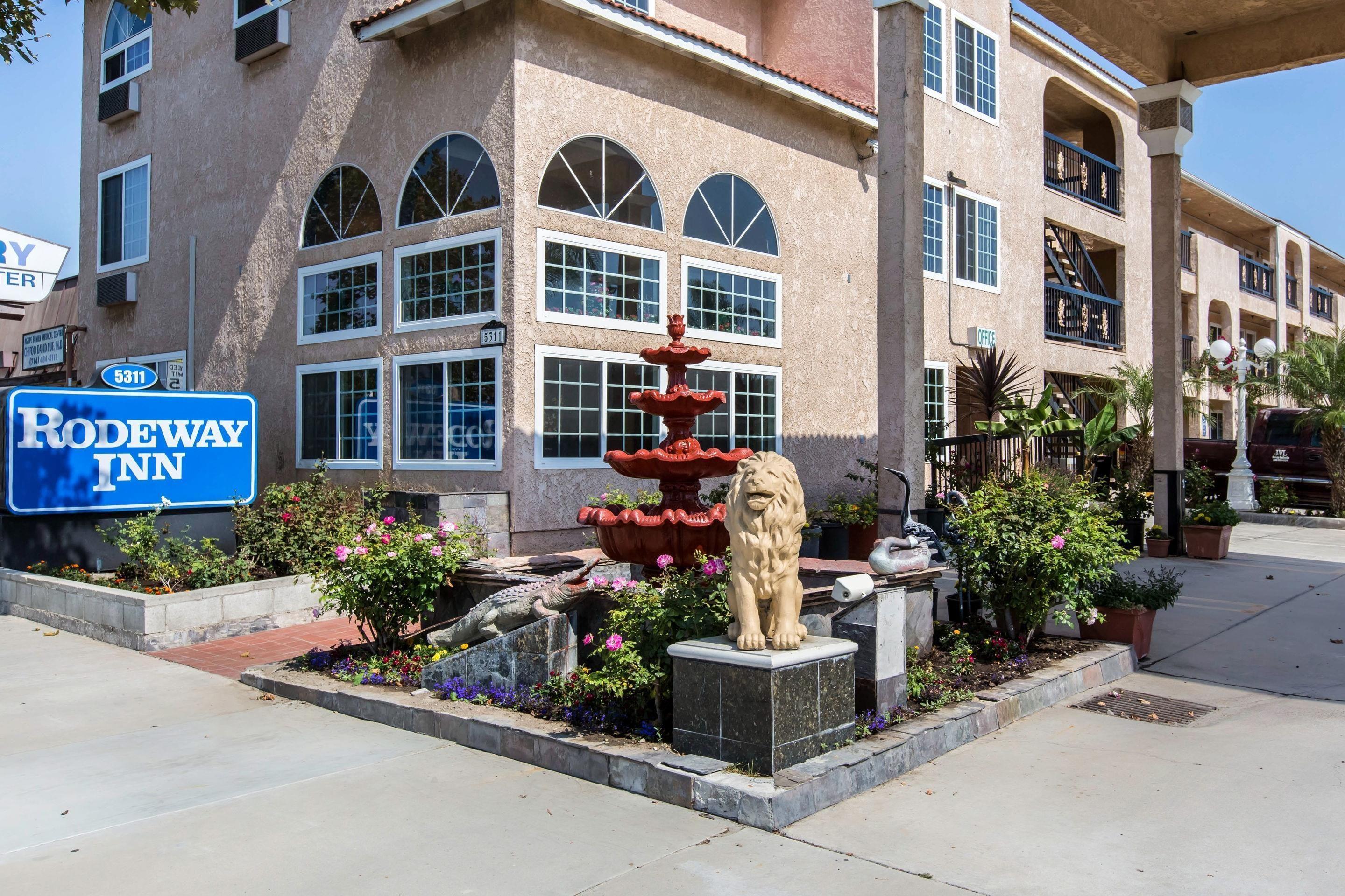 5 Hotels Close to El Dorado Park Worth Booking Now